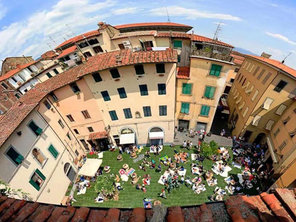 Modern Apartment In Agliana With Shared Garden 外观 照片